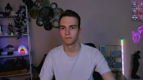 Snapshot of rafael_bien chatting on May 6, 2026, 12:21 pm rafael online show from May 6, 2026, 12:21 pm