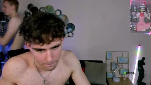Snapshot of rafael_bien chatting on May 16, 2026, 10:36 am rafael online show from May 16, 2026, 10:36 am