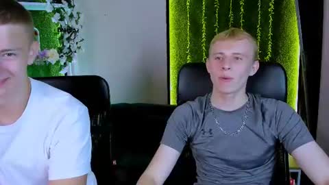 Snapshot of rafael_bien chatting on July 3, 2026, 7:20 pm rafael online show from July 3, 2026, 7:20 pm