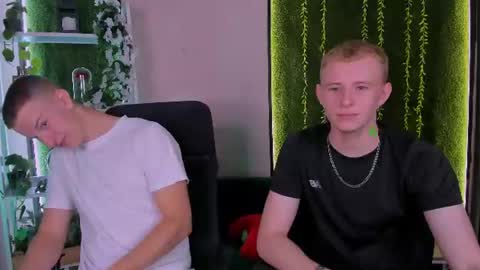 Snapshot of rafael_bien chatting on July 26, 2026, 9:05 am rafael online show from July 26, 2026, 9:05 am