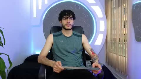 Snapshot of rafael_mendez chatting on September 26, 2025, 9:41 pm R A F A E L online show from September 26, 2025, 9:41 pm