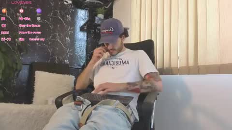 R A F A E L online show from May 6, 2026, 8:36 pm