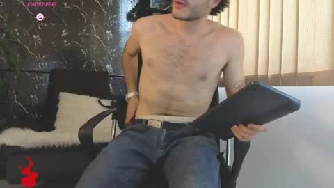 R A F A E L online show from May 19, 2026, 8:48 pm