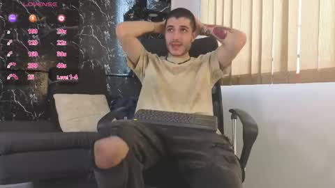 R A F A E L online show from May 29, 2026, 8:51 pm