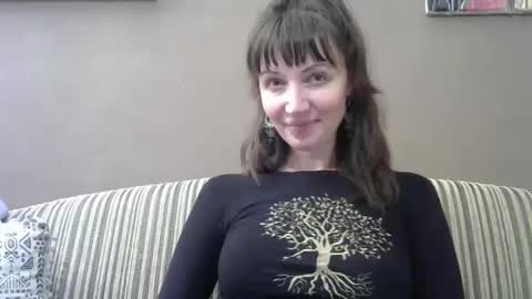 Rafaella online show from March 9, 2025, 9:25 pm