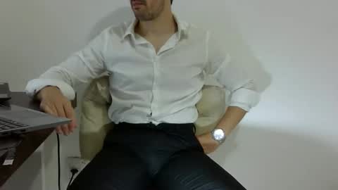 elenacam online show from February 11, 2026, 9:25 am