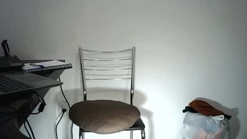 Snapshot of rafaelssk chatting on April 11, 2026, 1:15 pm elenacam online show from April 11, 2026, 1:15 pm