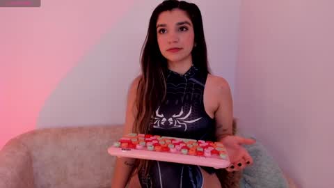 Snapshot of ragasashi chatting on December 6, 2024, 2:17 pm Raga online show from December 6, 2024, 2:17 pm