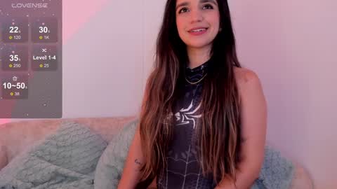 Snapshot of ragasashi chatting on December 6, 2024, 5:22 pm Raga online show from December 6, 2024, 5:22 pm