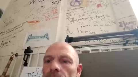 Snapshot of ragingzef69 chatting on December 11, 2024, 2:19 am Bigthickdickinvic online show from December 11, 2024, 2:19 am