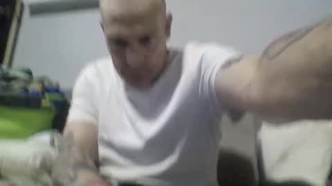 Bigthickdickinvic online show from April 5, 2026, 7:33 pm