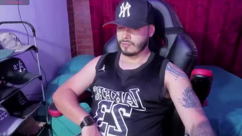 Snapshot of ragnar_lothbrok77 chatting on March 4, 2025, 5:11 am ragnar_lothbrok77 online show from March 4, 2025, 5:11 am