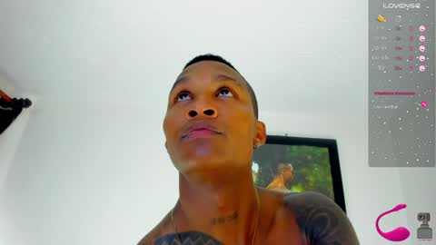 Snapshot of ragnarhot24 chatting on January 27, 2025, 10:49 am Andres H online show from January 27, 2025, 10:49 am