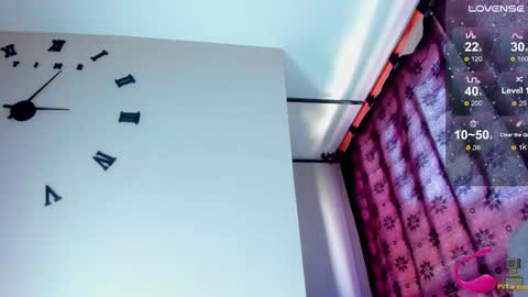 Snapshot of ragnarhot24 chatting on March 10, 2025, 6:12 pm Andres H online show from March 10, 2025, 6:12 pm