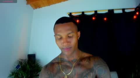 Snapshot of ragnarhot24 chatting on September 18, 2025, 7:32 am Andres H online show from September 18, 2025, 7:32 am