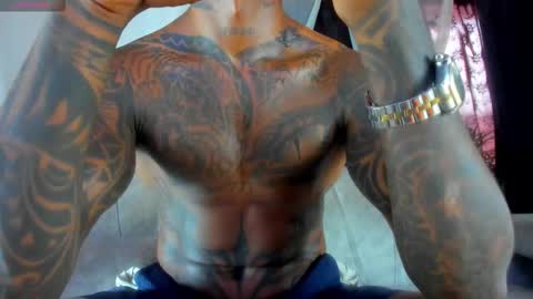 Snapshot of ragnarhot24 chatting on October 31, 2025, 6:31 pm Andres H online show from October 31, 2025, 6:31 pm