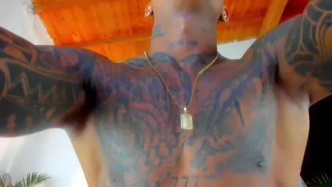 Snapshot of ragnarhot24 chatting on December 2, 2025, 6:58 pm Andres H online show from December 2, 2025, 6:58 pm