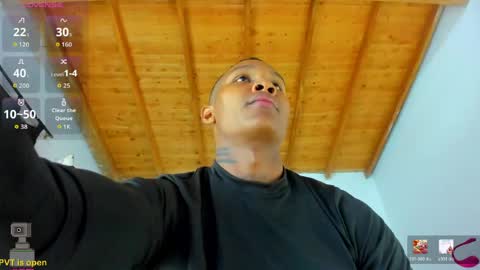 Snapshot of ragnarhot24 chatting on May 20, 2026, 7:58 am Andres H online show from May 20, 2026, 7:58 am
