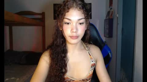 Snapshot of raiinddroopss chatting on August 3, 2026, 4:44 pm moon online show from August 3, 2026, 4:44 pm