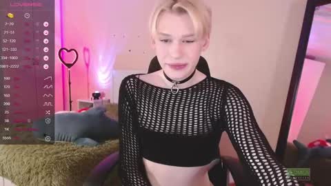 Snapshot of rainbow__salt chatting on January 4, 2025, 12:05 pm Mike online show from January 4, 2025, 12:05 pm