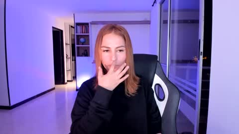 Snapshot of rainbow_jenny chatting on February 18, 2025, 12:04 am Jennyindependent model . online show from February 18, 2025, 12:04 am