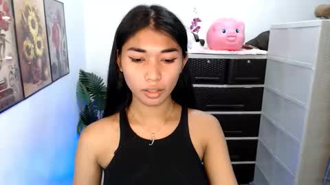 raindrizzle1706 online show from March 16, 2026, 5:50 pm