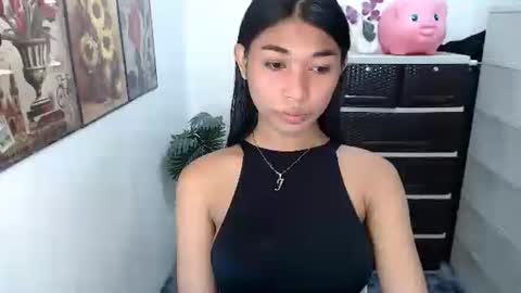 raindrizzle1706 online show from April 25, 2026, 2:36 pm