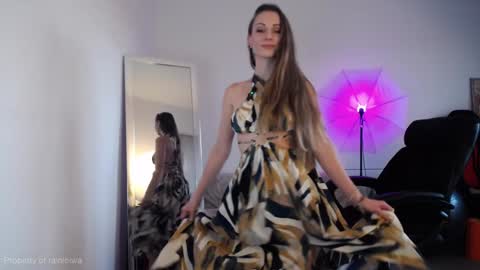 Snapshot of rainleiwa chatting on December 30, 2024, 2:30 pm Call me Lei online show from December 30, 2024, 2:30 pm