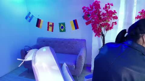 Rainy  online show from June 17, 2026, 11:45 am