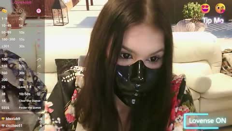 rainyvibe_ online show from February 24, 2026, 9:24 pm