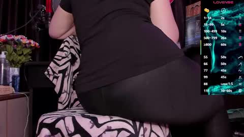 Laura online show from July 26, 2026, 2:31 am