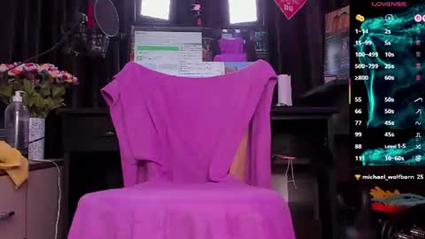 Laura online show from August 6, 2026, 2:24 am