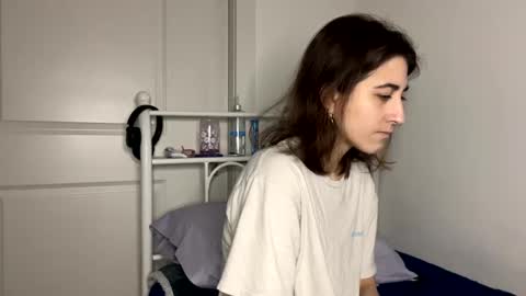 Ray Ray online show from February 19, 2025, 3:28 am