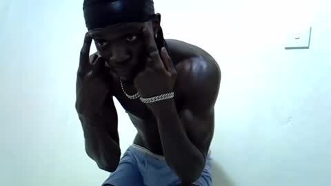 Snapshot of rakeem_1_ chatting on February 15, 2025, 9:15 pm rakeem 1 online show from February 15, 2025, 9:15 pm