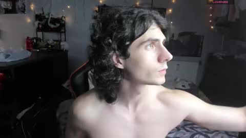 Snapshot of rakimaru chatting on November 9, 2025, 7:45 pm kirill online show from November 9, 2025, 7:45 pm