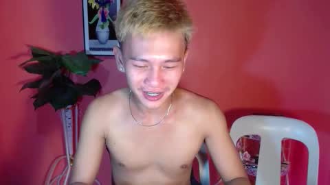 ralfhuge24 online show from October 23, 2025, 10:58 am