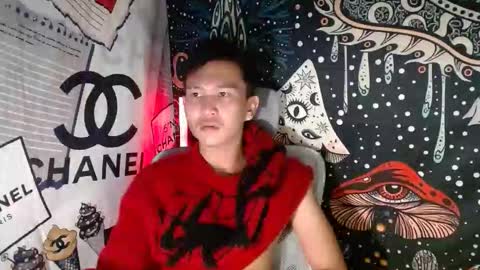 Snapshot of ralfhuge24 chatting on May 29, 2026, 6:17 pm ralfhuge24 online show from May 29, 2026, 6:17 pm