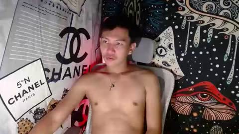 Snapshot of ralfhuge24 chatting on May 31, 2026, 11:17 pm ralfhuge24 online show from May 31, 2026, 11:17 pm