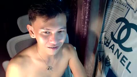 Snapshot of ralfhuge24 chatting on June 9, 2026, 10:54 pm ralfhuge24 online show from June 9, 2026, 10:54 pm