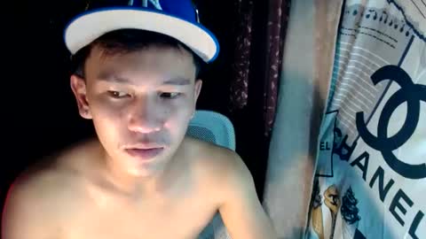Snapshot of ralfhuge24 chatting on June 20, 2026, 8:39 am ralfhuge24 online show from June 20, 2026, 8:39 am
