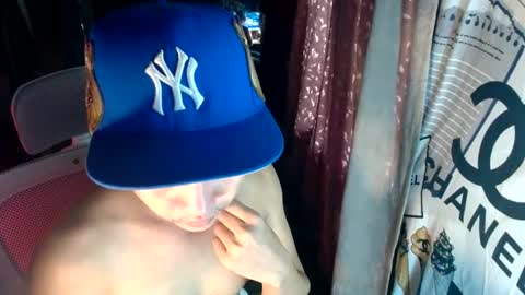 Snapshot of ralfhuge24 chatting on June 21, 2026, 6:49 am ralfhuge24 online show from June 21, 2026, 6:49 am