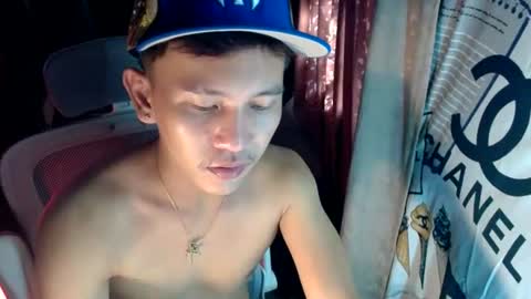 Snapshot of ralfhuge24 chatting on June 22, 2026, 12:02 am ralfhuge24 online show from June 22, 2026, 12:02 am