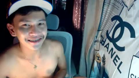 Snapshot of ralfhuge24 chatting on June 26, 2026, 11:31 pm ralfhuge24 online show from June 26, 2026, 11:31 pm