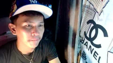 Snapshot of ralfhuge24 chatting on July 2, 2026, 9:26 am ralfhuge24 online show from July 2, 2026, 9:26 am