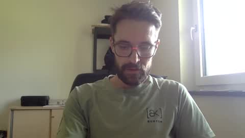 Snapshot of ramler0815 chatting on June 25, 2026, 2:43 pm ramler0815 online show from June 25, 2026, 2:43 pm