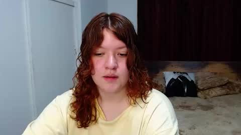 Snapshot of ramona15 chatting on October 16, 2025, 10:33 pm Ramona online show from October 16, 2025, 10:33 pm