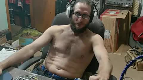 Randall online show from December 1, 2025, 4:17 am