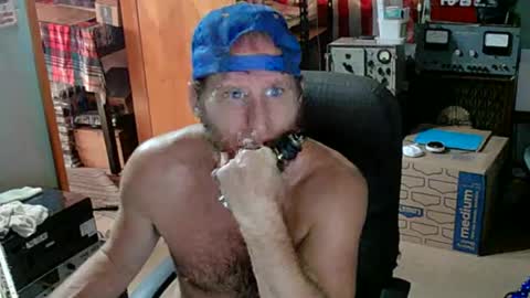 Randall online show from August 2, 2026, 9:57 pm