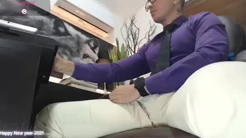 Snapshot of randylukehot chatting on March 9, 2025, 12:53 pm randylukehot online show from March 9, 2025, 12:53 pm