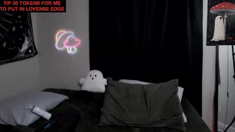 Snapshot of randyroderick chatting on November 24, 2025, 10:15 am Randy Rod online show from November 24, 2025, 10:15 am